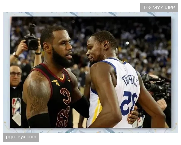 杜兰特挡拆后投篮效率提升，拉开与恩比德关键得分差距